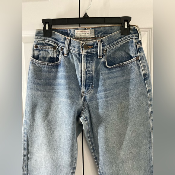 Vintage Abercrombie & Fitch high-rise jeans size 4 button fly light wash bootcut - Picture 2 of 8